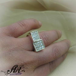 Сребърен дамски пръстен с цирконий R-145