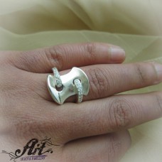 Сребърен дамски пръстен с цирконий R-079