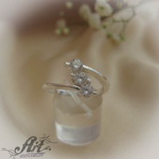 Сребърен дамски пръстен с цирконий R-371